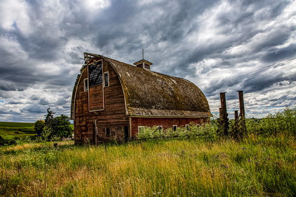 Colfax Barn